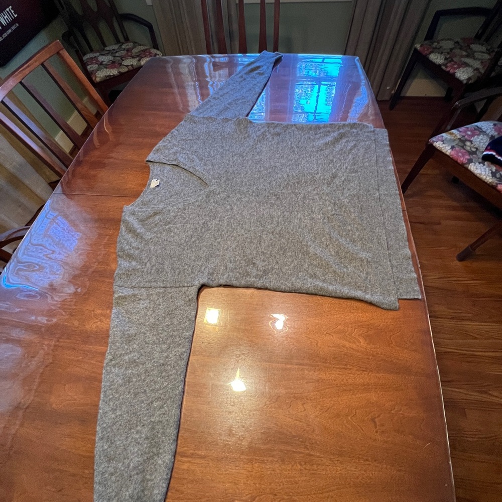 100% Cashmere sweater size 2X